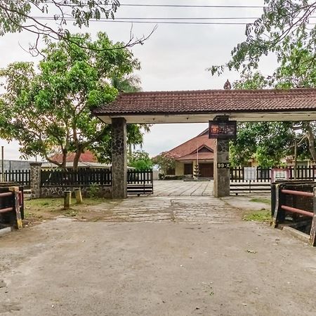 Reddoorz Syariah Near Gor Ken Arok Hotel Malang Buitenkant foto